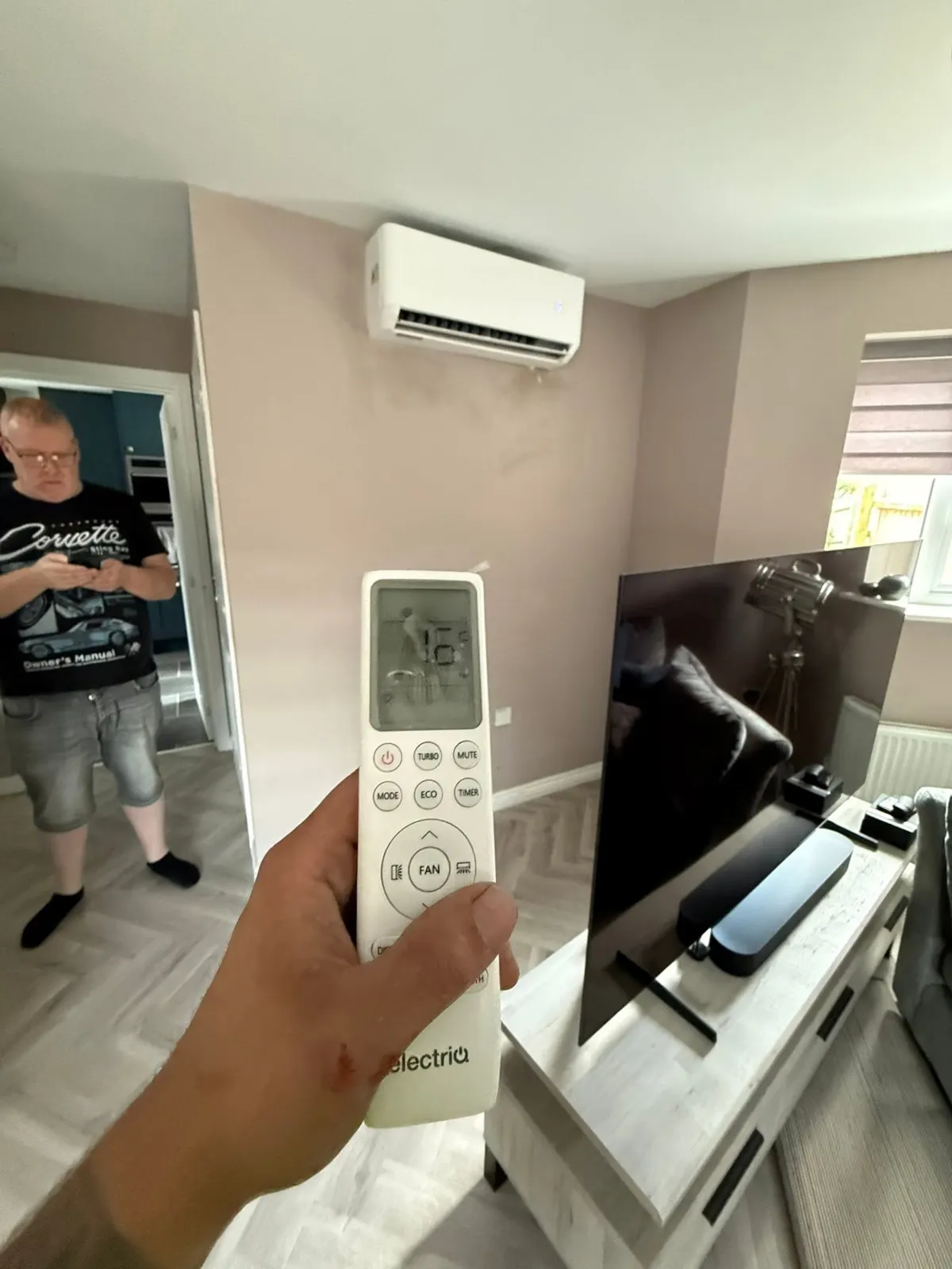 Multi-split air conditioning unit installed in a Northampton living room